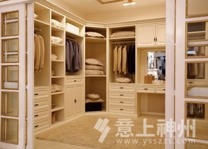 房屋裝修,裝飾裝修,家具選購,裝修設(shè)計,如何選購優(yōu)質(zhì)衣柜