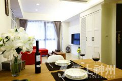 �`��ɫ���b� ����82ƽ���˜�ܰС�C