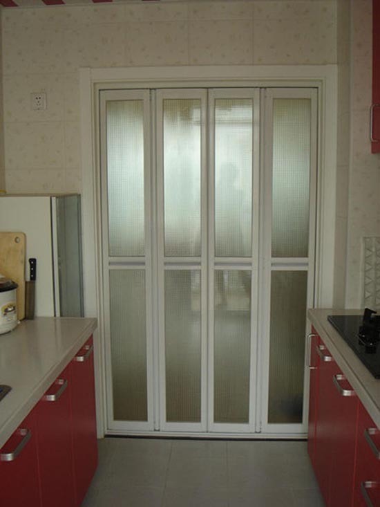  �Ӽ����������н����p�ɸ㶨�����T 